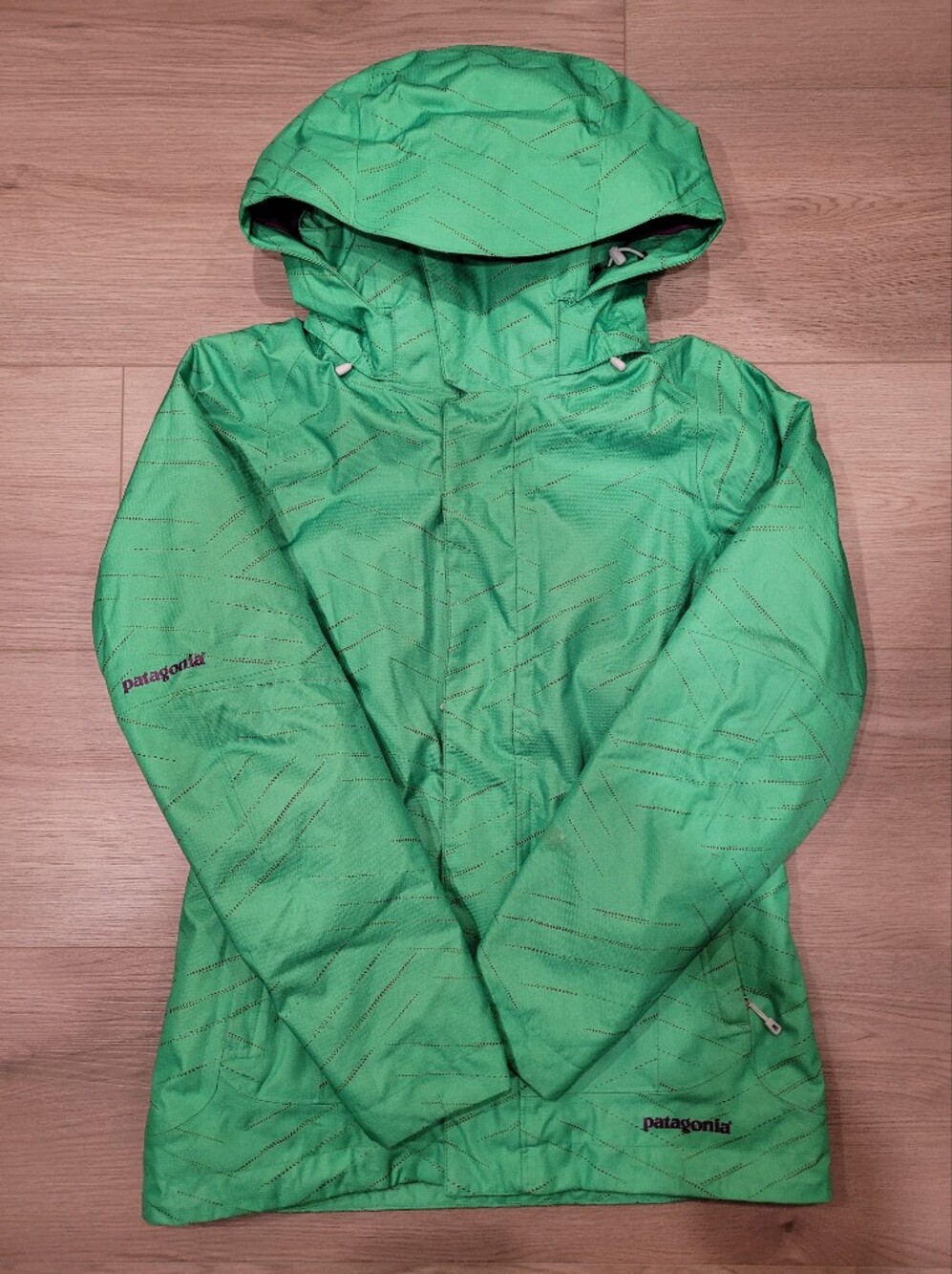 Patagonia Women S Green Hooded Raincoat/ Winter Jacket
